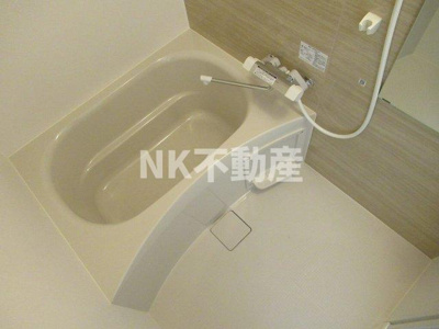 【浴室】 | ステディ八戸の里（八戸ノ里賃貸） | お風呂で日々の疲れを落としましょう