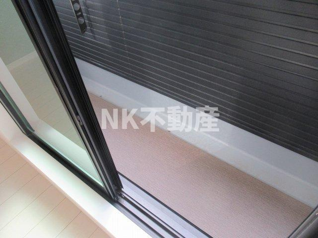 【バルコニー】 | ステディ八戸の里（八戸ノ里賃貸） | お洗濯にも便利なバルコニー付き
