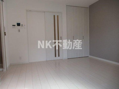 【居間・リビング】 | ステディ八戸の里（八戸ノ里賃貸） | 洋室です