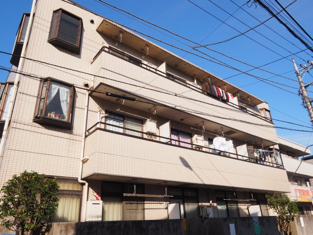 メゾンベレーゼ並木の外観