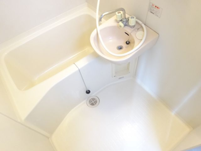 メゾンルミエラの洗面所