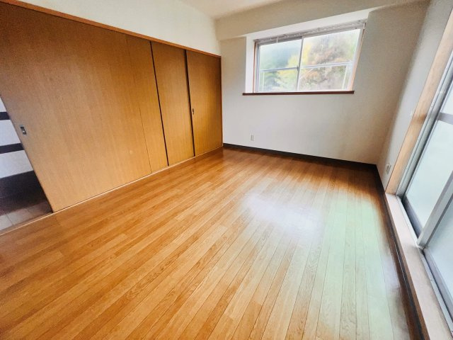 ファミールマンション広川の洋室