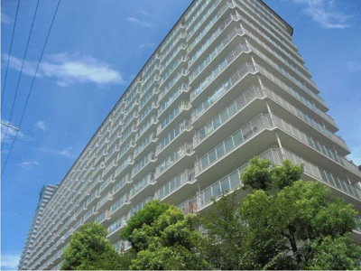 【外観】 | ローレルハイツ北天満2号棟 | 《3WAYアクセス可》JR大阪環状線「天満」駅より徒歩4分！専用庭付で開放感がある、地上14階建の1階部分です。コンビニやスーパーが徒歩5分圏内にあります。