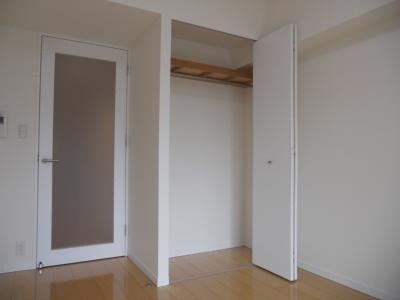 アーバンフラッツ四条西洞院（旧エスティメゾン四条西洞院）の収納|クローゼット