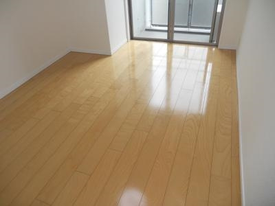 アーバンフラッツ四条西洞院（旧エスティメゾン四条西洞院）の洋室