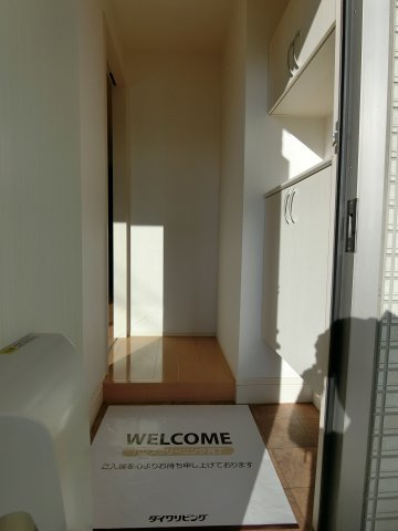 オレンジコートの玄関