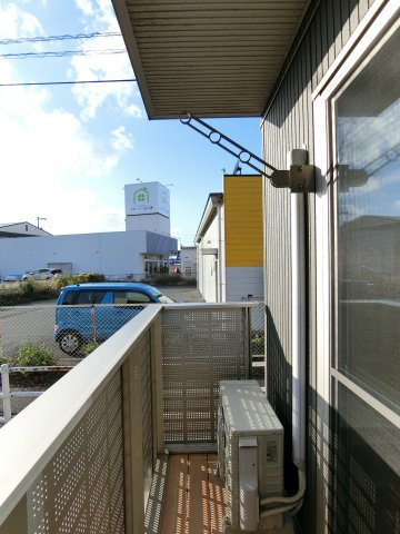 オレンジコートのバルコニー