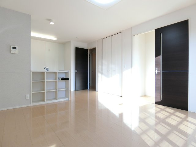 オレンジコートの居間・リビング