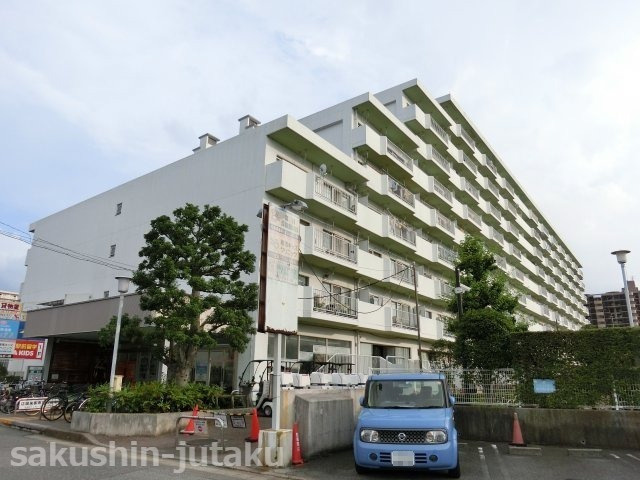 幕張グリーンハイツの外観|幕張グリーンハイツ　幕張駅徒歩５分の立地　生活施設充実　２２５戸の大規模マンション　