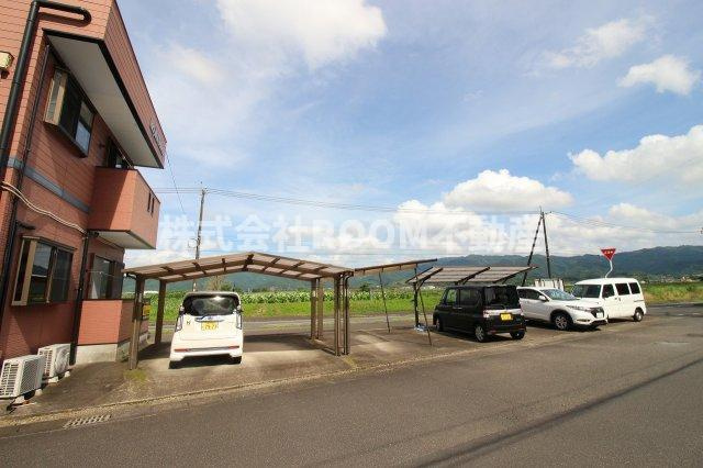 ハピフルハンズの駐車場|駐車場完備です