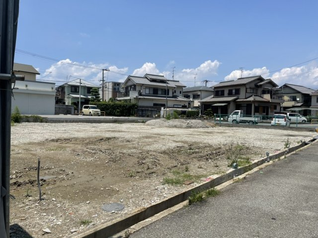 ＦｒｅｅＬｉｆｅ久々知8　1号地の前面道路含む現地写真