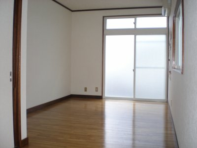 【居間・リビング】 | コーポ北陽 | 写真とは異なり和室のお部屋です！