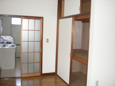 【寝室】 | コーポ北陽 | 写真とは異なり和室のお部屋となります