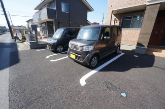 【駐車場】