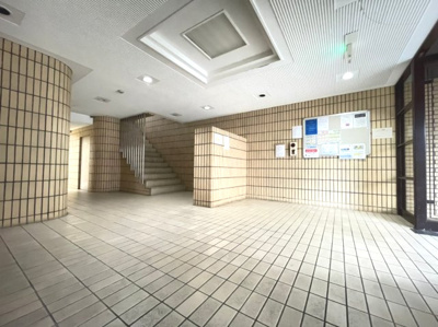 【エントランス】 | サンフラッツ南桜塚