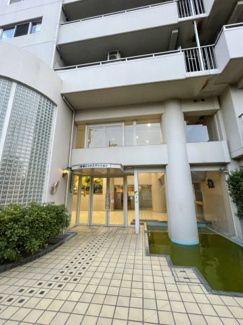 【エントランス】