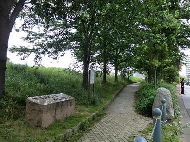亀戸九丁目緑道公園まで350m