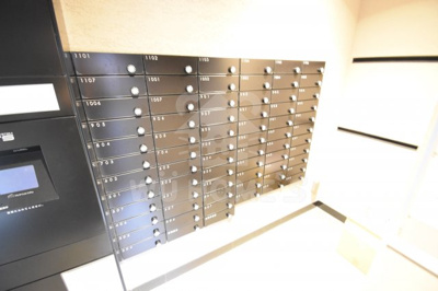 【その他】 | エスリード大阪梅田WEST | メールボックス