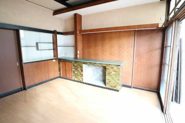 荒木町平屋一戸建【キャッシュバック対象】の居間・リビング