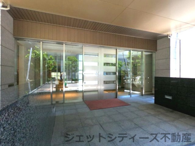 【エントランス】 | ウェリスジオ梅田レジデンス