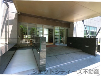 【エントランス】 | ウェリスジオ梅田レジデンス