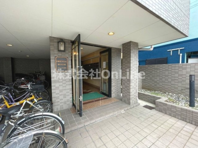 【エントランス】 | オリエンタル楠根