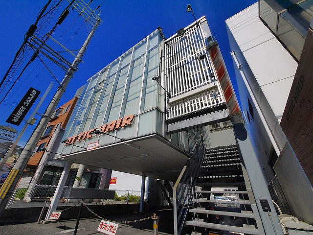 南京終町店舗の外観
