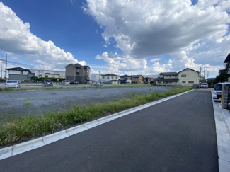 【前面道路含む現地写真】 | 川越市寺山　建築条件なし売地　「川越駅」バス16分　敷地60坪　【山田小学区】
