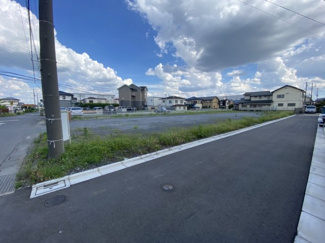 【前面道路含む現地写真】 | 川越市寺山　建築条件なし売地　「川越駅」バス16分　敷地60坪　【山田小学区】