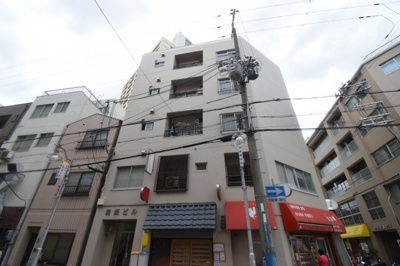 【駐車場】 | 羽坂ビル | 駐輪場
