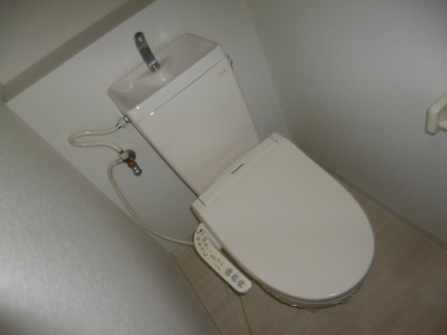 ライフシティ林の玄関