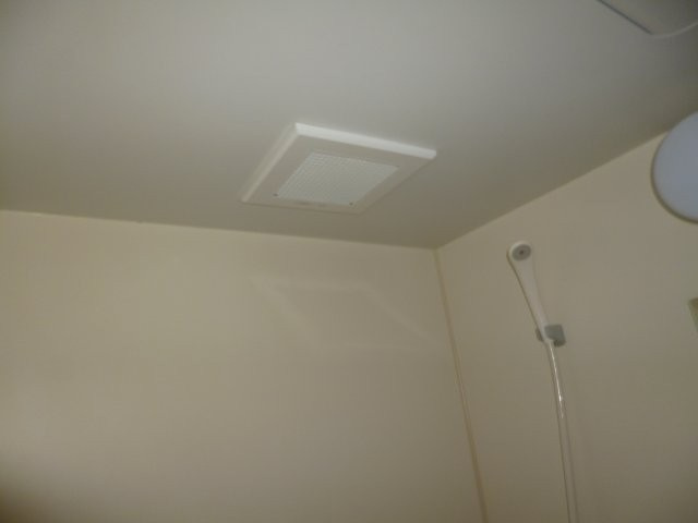 ライフシティ林の浴室|浴室鏡