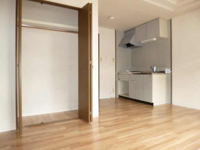 ライフシティ林の寝室|洋室