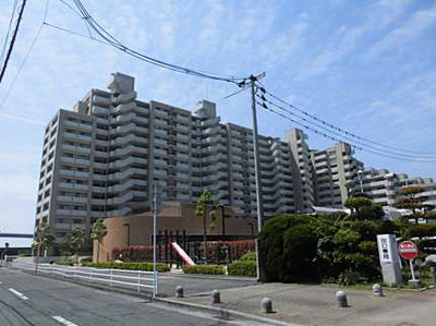 【外観】 | パラッシオ楽々園シービスタ | ※2021年7月中旬リノベーション完了予定
　是非、現地を見られる事をお勧めいたします！
　間取図では分からない広さや明るさがあります。