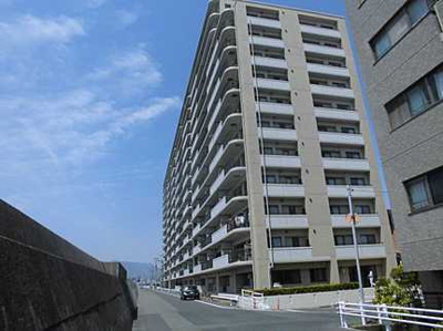 【外観】 | パラッシオ楽々園シービスタ | ※2021年7月中旬リノベーション完了予定
　是非、現地を見られる事をお勧めいたします！
　間取図では分からない広さや明るさがあります。