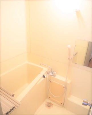 【浴室】 | セキハイツ | 日々の暮らしに欠かせないお風呂です