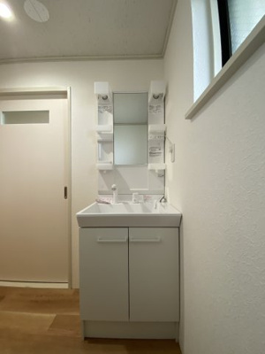 【洗面所】 | セキハイツ | 朝の身支度には欠かせない独立洗面化粧台