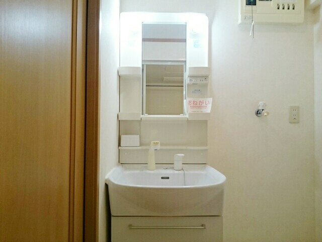 ザ・ウィング　Ｓの洗面所