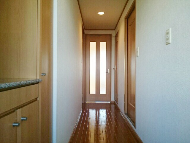 ザ・ウィング　Ｓの玄関