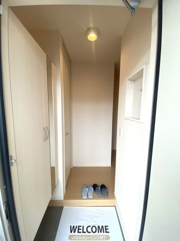 コンフォールの玄関