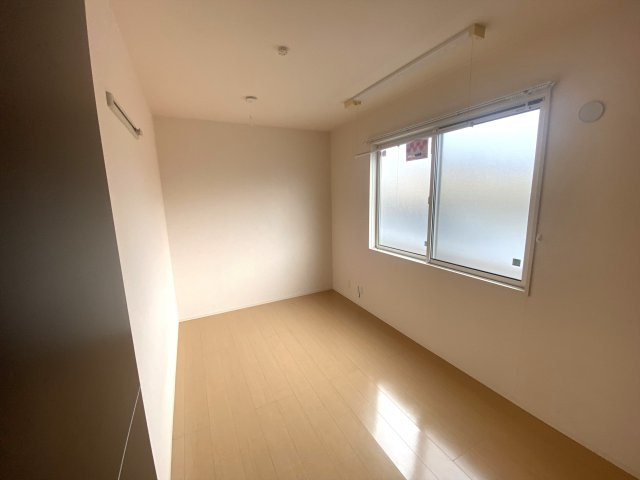 コンフォールの洋室