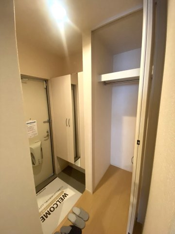 コンフォールの玄関