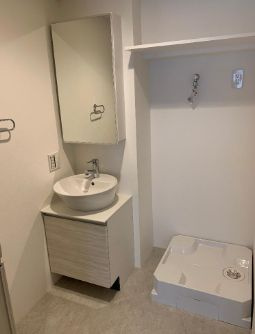 台東区三筋１丁目の賃貸マンションの独立洗面台