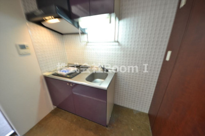 【キッチン】 | アーバンフラッツ瓦町（旧エスティメゾン瓦町） | お料理しやすいキッチンです