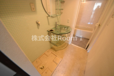 【洗面所】 | アーバンフラッツ瓦町（旧エスティメゾン瓦町） | コンパクトで使いやすい洗面所