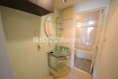 【独立洗面台】 | アーバンフラッツ瓦町（旧エスティメゾン瓦町） | 独立洗面化粧台付き