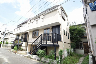 【外観】 | 閑静な住宅街で落ち着いた雰囲気です。お客様のご都合でいつでもご内覧可能で御座います。