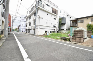 【前面道路含む現地写真】 | 現地見学や資料請求などお気軽にお問合わせ下さい。
周辺環境とあわせて現地ご案内致します。