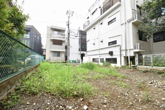 【外観】 | 現地見学や資料請求などお気軽にお問合わせ下さい。
周辺環境とあわせて現地ご案内致します。