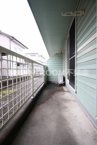 エクセレントハイツのバルコニー|お洗濯にも便利なバルコニー付き